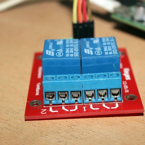 Interfacing Saklar Digital/Relay di Raspberry Pi Menggunakan Python 3